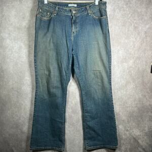 Levi's 515 Jeans Womens Size 18M Blue Medium Wash Denim Bootcut High Rise Casual